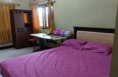 Mataram Hotel | OYO Life 93403 Penginapan Adinda