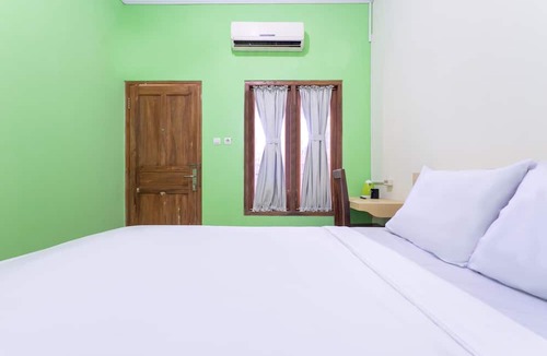 Wonosari Hotel | OYO Life 3003 Wisma Handayani Syariah