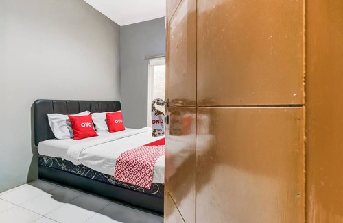 Ngaglik Hotel | OYO Life 91239 Kost Rosandy House Yogyakarta
