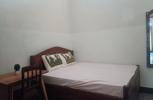 Gerung Hotel | OYO 93425 Homestay Anisa