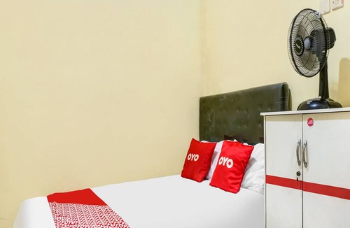 Karawang Hotel | OYO Life 91335 Micheline Family 2 Syariah