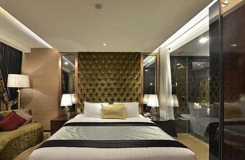 Pekayon Jaya Hotel | Amaroossa Grande Bekasi