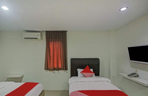 Medan Hotel | OYO 2574 Z Suites Hotel