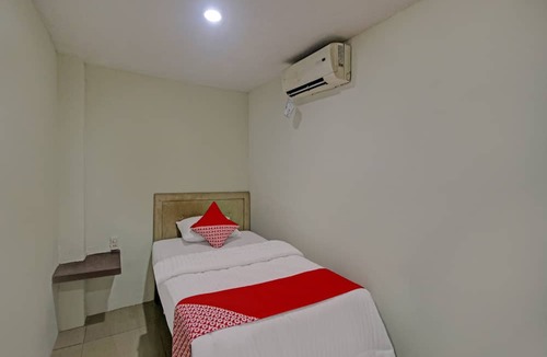 Medan Hotel | OYO 2574 Z Suites Hotel