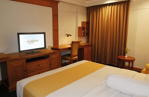 Lubuk Baja Hotel | Harmoni Suites Hotel