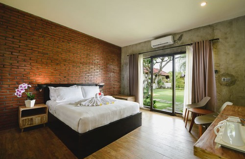 Jimbaran Bay Hotel | Bali Breezz Hotel