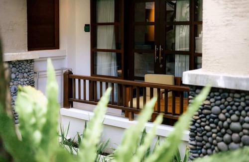 Legian Hotel | Fourteen Roses Beach Hotel