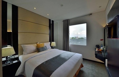 Ciroyom Hotel | Serela Waringin