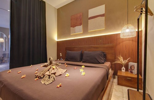 Jakarta Hotel | Escotel Casa De Luga By Reccoma