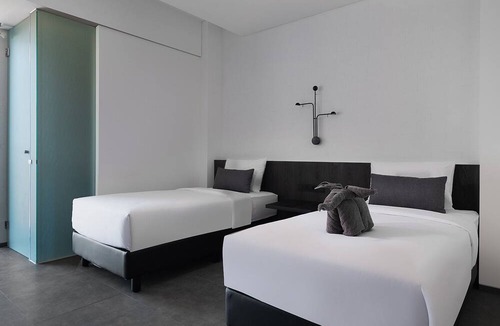 Semarang Hotel | REZ Hotel Semarang