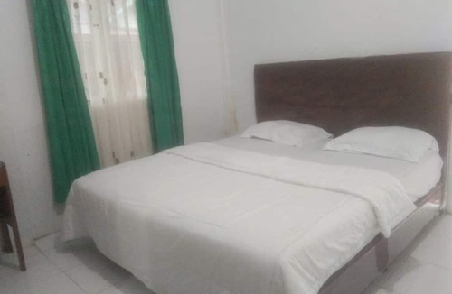 Pandan Hotel | OYO 91477 Fazira Home Stay Syariah