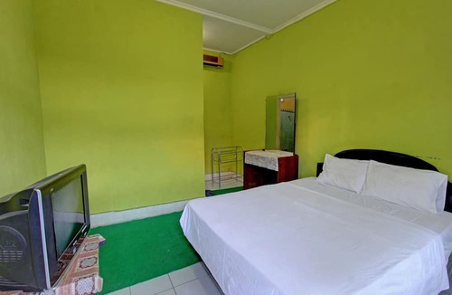Praya Hotel | Hotel O Dienda Hayu Near Alun Alun Tastura