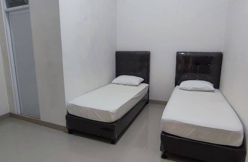 Batusangkar Hotel | OYO 93143 Mega Raudhah Syariah