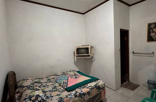 Ciloto Hotel | OYO 93128 Hotel Lamin 2