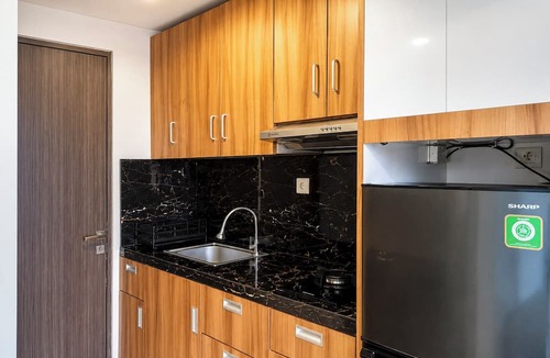 Balikpapan Apartment | Modern Breezy Studio At Apartment Tamansari Skylounge Balikpapan