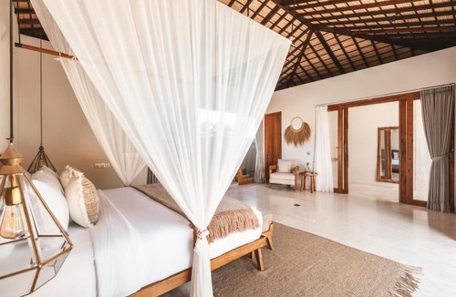 Uluwatu Hotel | Salty Lotus Hotel