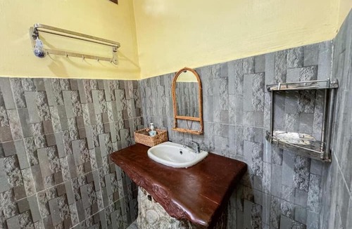 Bohorok House | Sumatra Orangutan Treks Villa