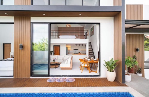 Blahbatuh Villa | Villa Efata close to Black Sand Beach