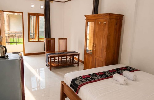 Labuan Bajo House | Ocha Bajo Homestay