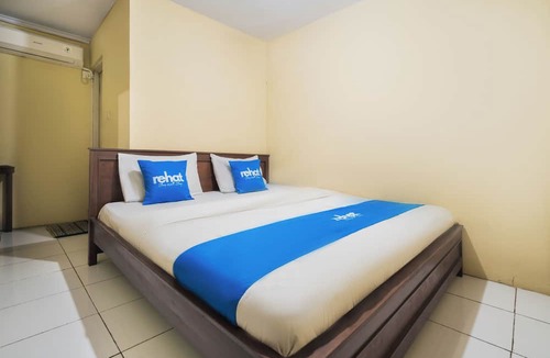 Pameungpeuk Hotel | Rehat at Assalam Guest House Syariah