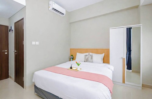 Kedungmanggu Apartment | Restful Studio With City View At Royal Sentul Park Apartment