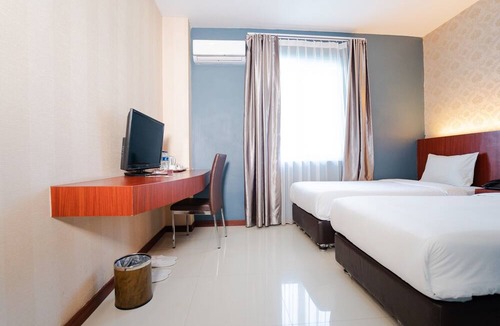 Medan Hotel | The Crew Hotel Kualanamu International Airport