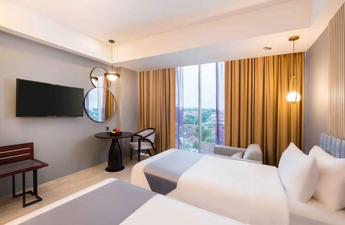 Semarang Hotel | Grand Edge Hotel Semarang