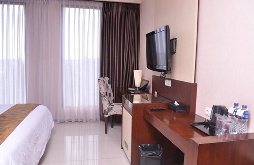 Hegarmanah Hotel | Scarlet Dago Hotel