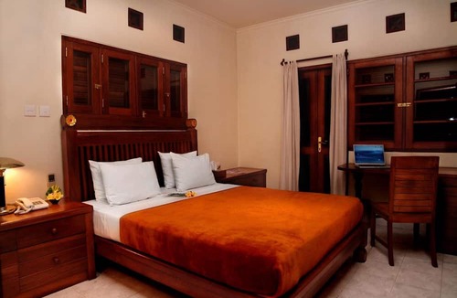 Pemogan Hotel | Taman Ayu 212