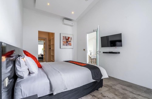 Dyanapura Hotel | Bali Yarra Villas Seminyak