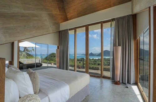 Selong Belanak Hotel | Seven Havens Residence