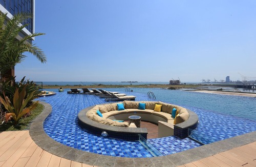 Makassar Hotel | The Rinra Makassar