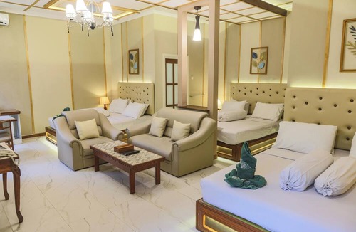 Ngaglik Hotel | Hotel Gradia 1