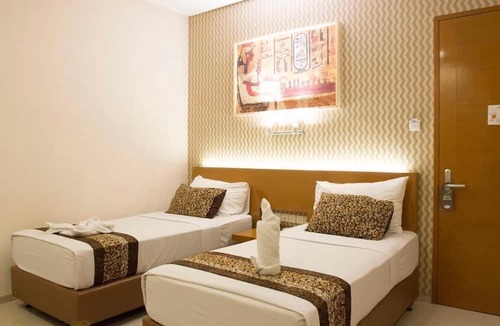 Bogor Hotel | Papyrus Tropical Hotel