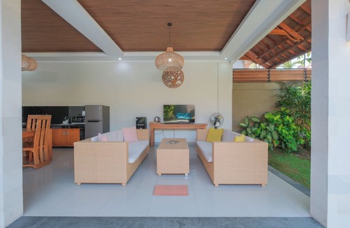 Legian Hotel | Three Brothers Bungalows & Villas