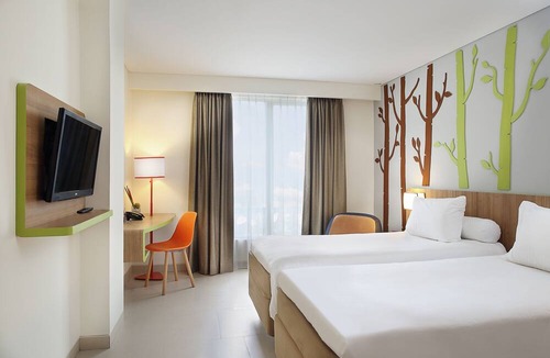 Dewi Sri Hotel | Grand Livio Kuta Hotel