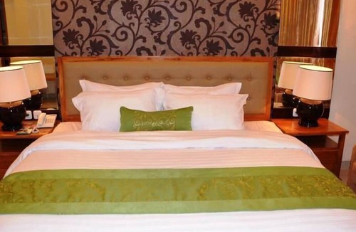 Banjartegehe Hotel | Hotel Gran Surya
