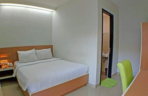 Klojen Hotel | Shinta Guest House