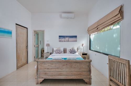 Sumbawa Barat Hotel | MYAMO Beach Lodge