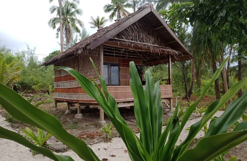 Pulau Fam House | marine homestay