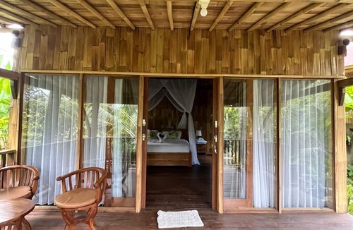 Selat Villa | Aura Cendana Hill Sidemen by AGATA