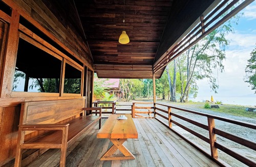 Raja Ampat Villa | ANDAU DIVE RESORT - RAJA AMPAT