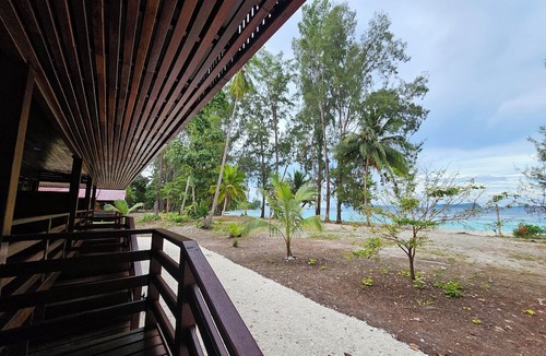 Raja Ampat Villa | ANDAU DIVE RESORT - RAJA AMPAT