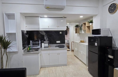 Legian Apartment | Beach Resort Apt. 5 minute Walk to Legian Beach