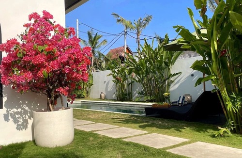 Uluwatu Villa | Large 3 Bedroom Villa in Prime Uluwatu with Pool and Free Airport Pickup