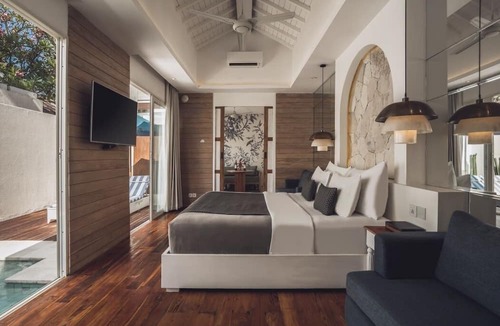 Sunset Road Hotel | 1 Bedroom Private Villa Seminyak