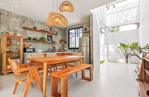 Jimbaran Villa | Charming Balangan Uluwatu Villa: 2-Bedroom with Lush Garden, 300m from the Beach