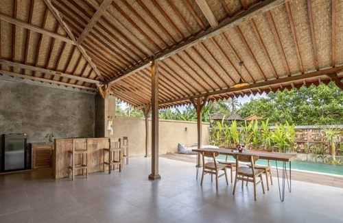 Lodtunduh Villa | Pondok Eka Wood