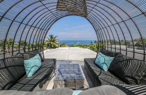 Cemagi Villa | Beachfront 5BR Canggu Villa: Beach Club, Fully staffed, Chef & Driver-EARLY BIRD