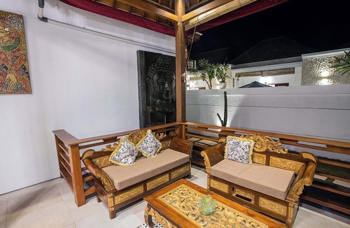 Mushroom Bay Villa | Karang Island Villa